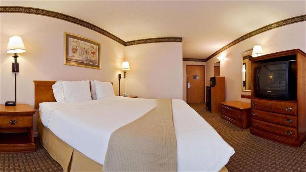 Holiday Inn Express North Tyler Esterno foto