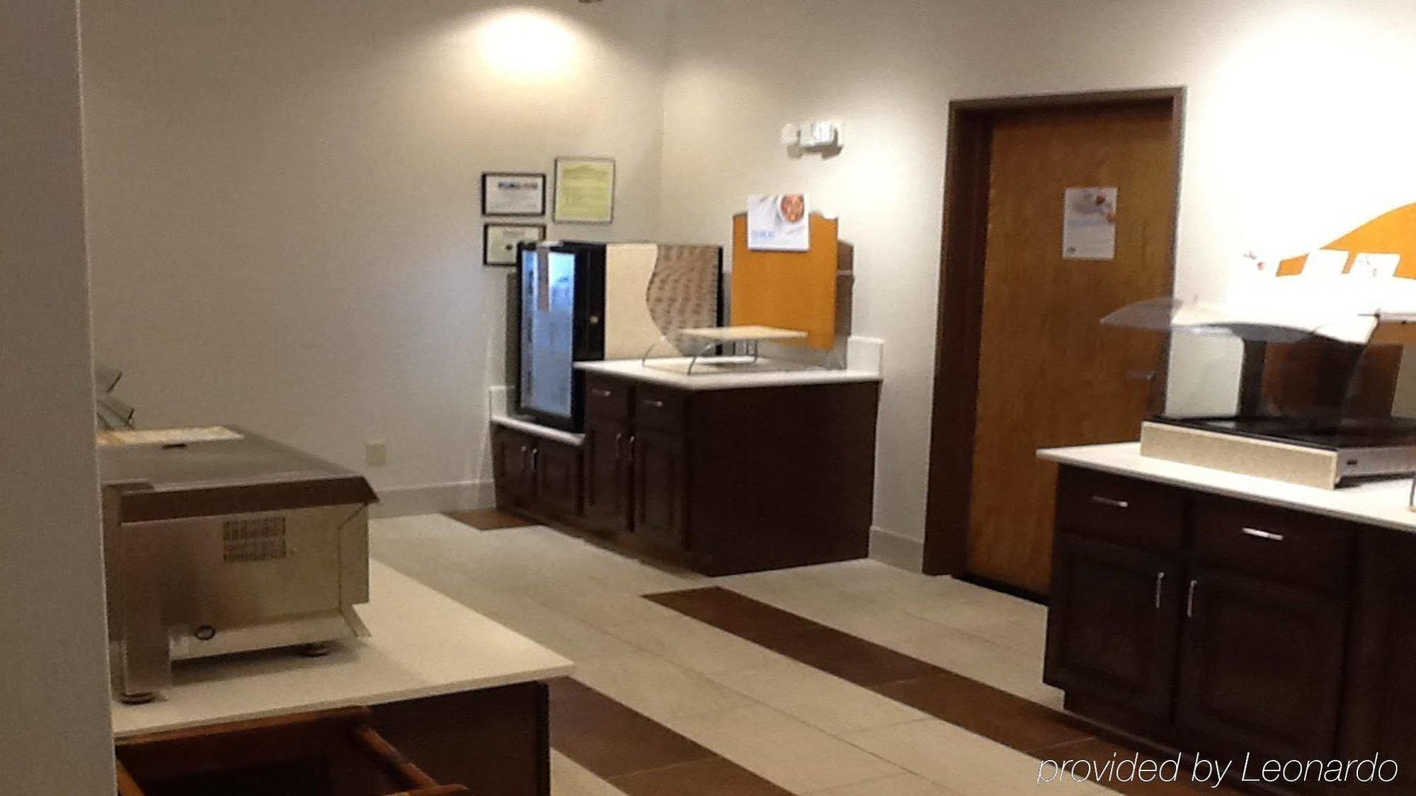 Holiday Inn Express North Tyler Esterno foto