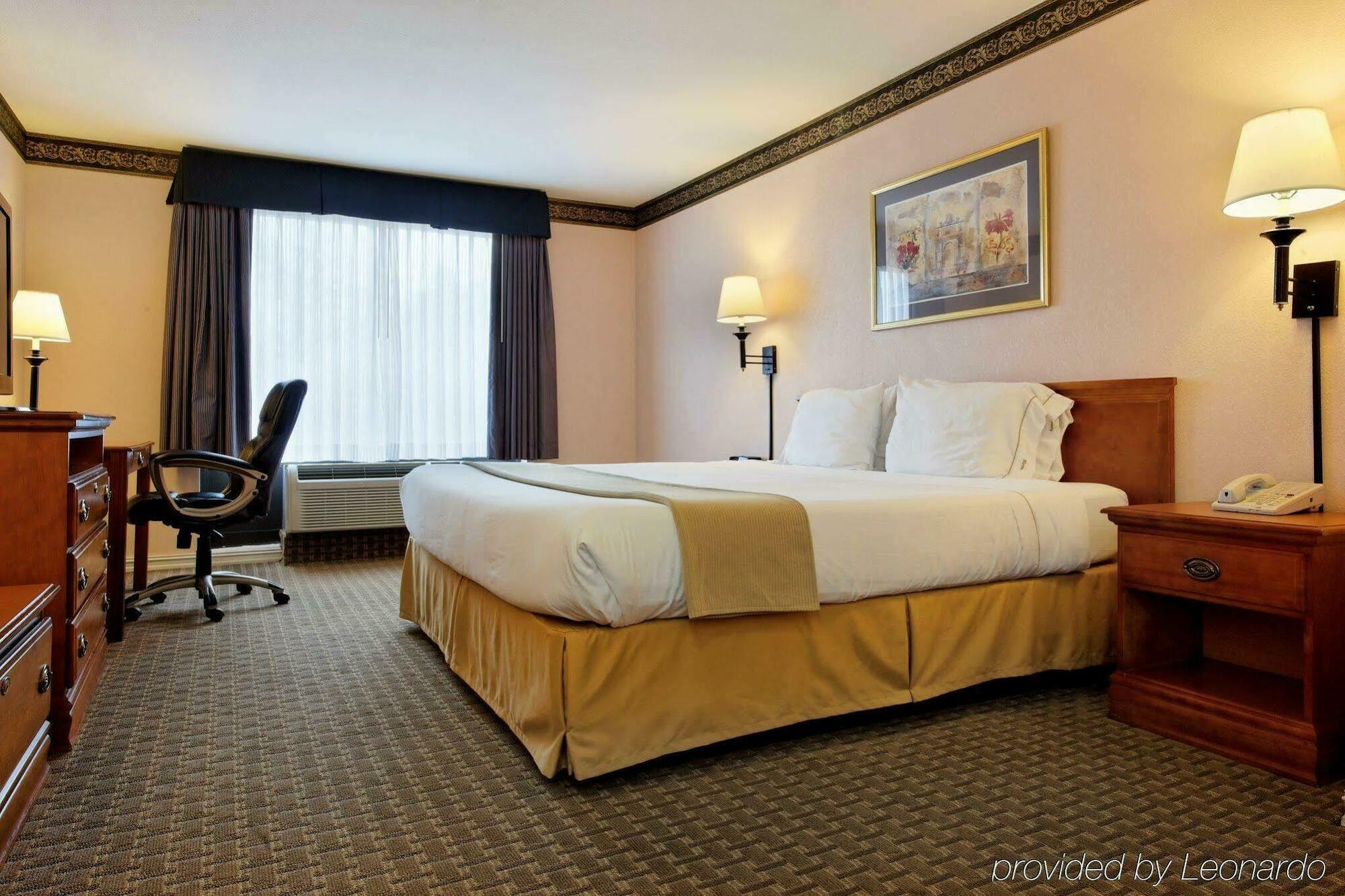 Holiday Inn Express North Tyler Esterno foto